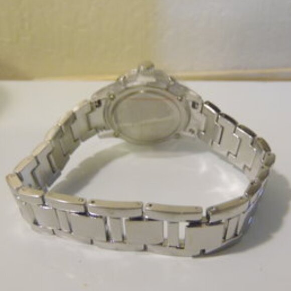 Kessaris Lucite Bezel Metal Bracelet Watch - Picture 6 of 11